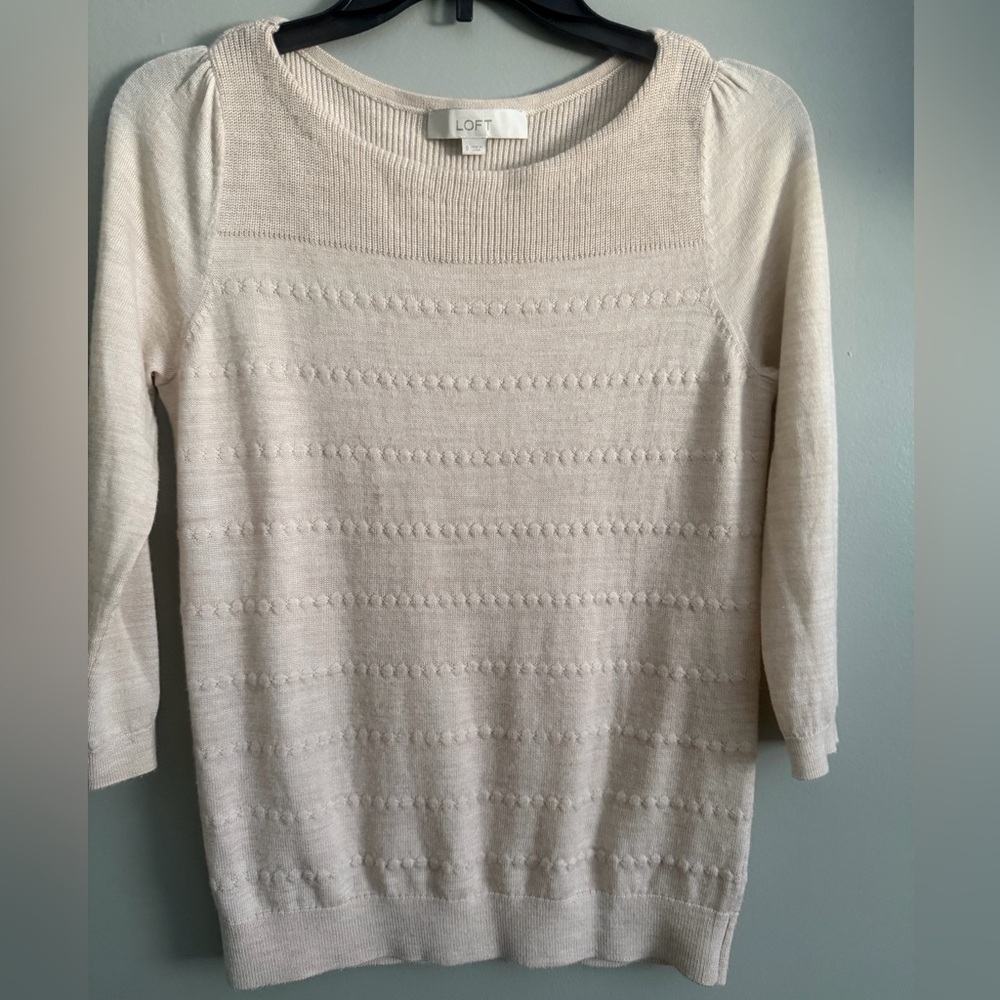 LOFT Women's Wool blend Textured Cream Short sleeve pullover Sweater size small